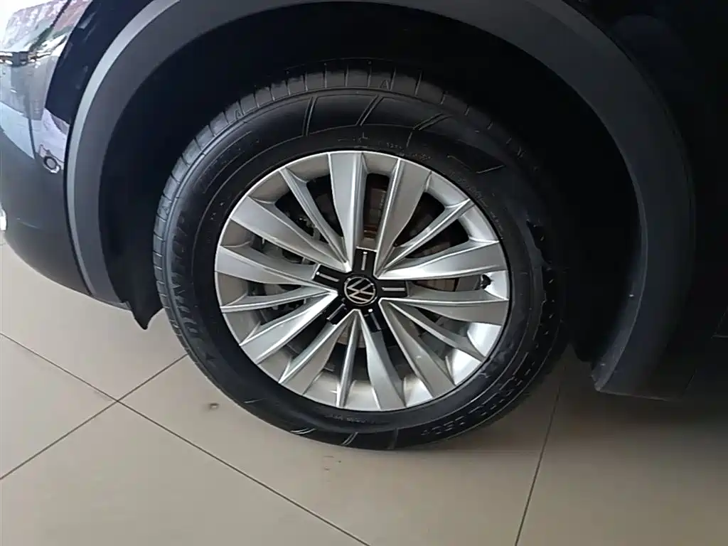 Volkswagen Viloran 2024 330TSI Business Edition фото 23