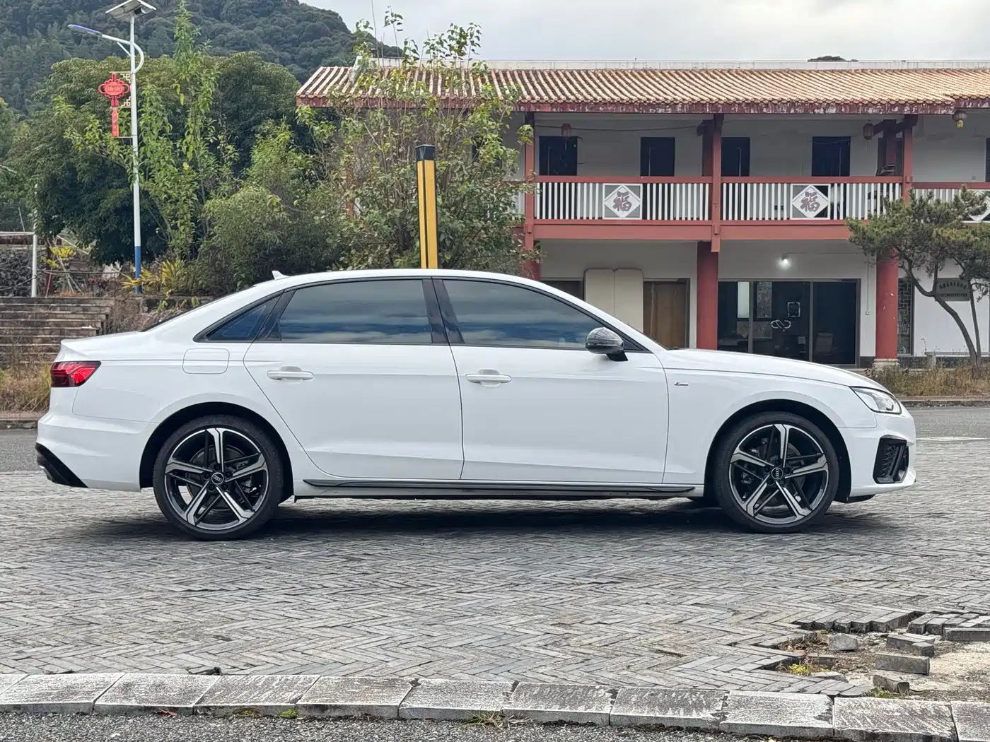 Audi A4L 2024 40 TFSI Luxury Dynamic фото 4