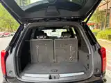 Photo 18 - Cadillac XT6