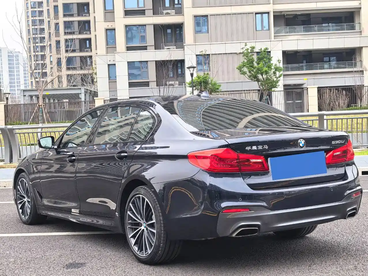 BMW 5 Series 2019 Facelift 530Li Leading M Sport Package фото 6