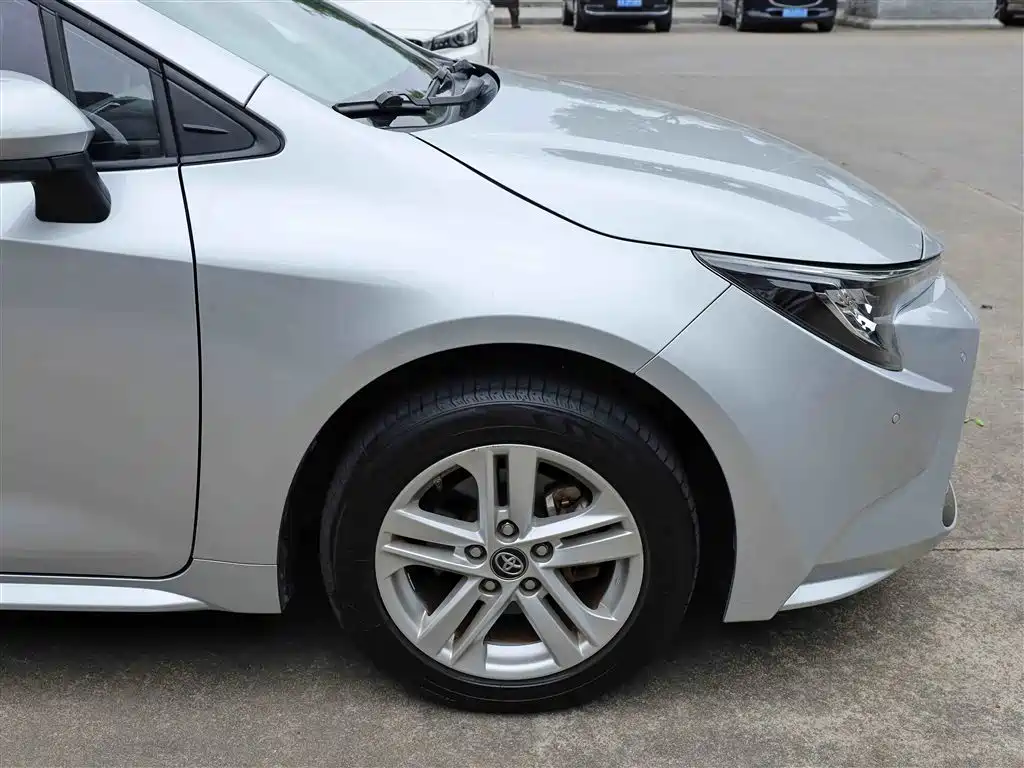 Toyota Levin 2021 185T CVT Luxury Edition фото 30