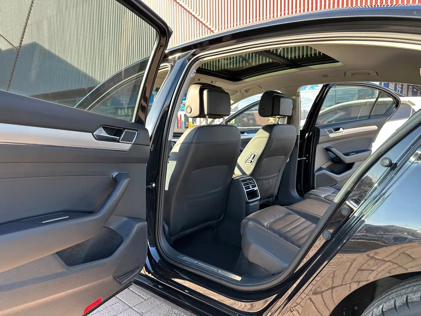 Volkswagen Magotan 2017 330TSI DSG Leading фото 5