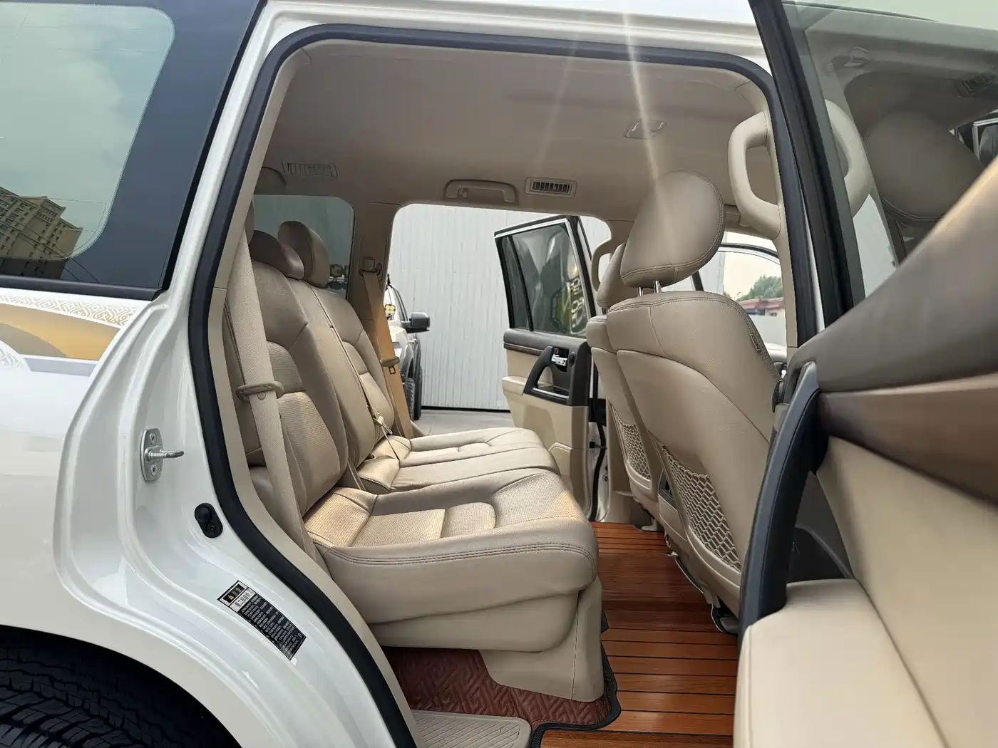 Toyota Land Cruiser (Import) 2019