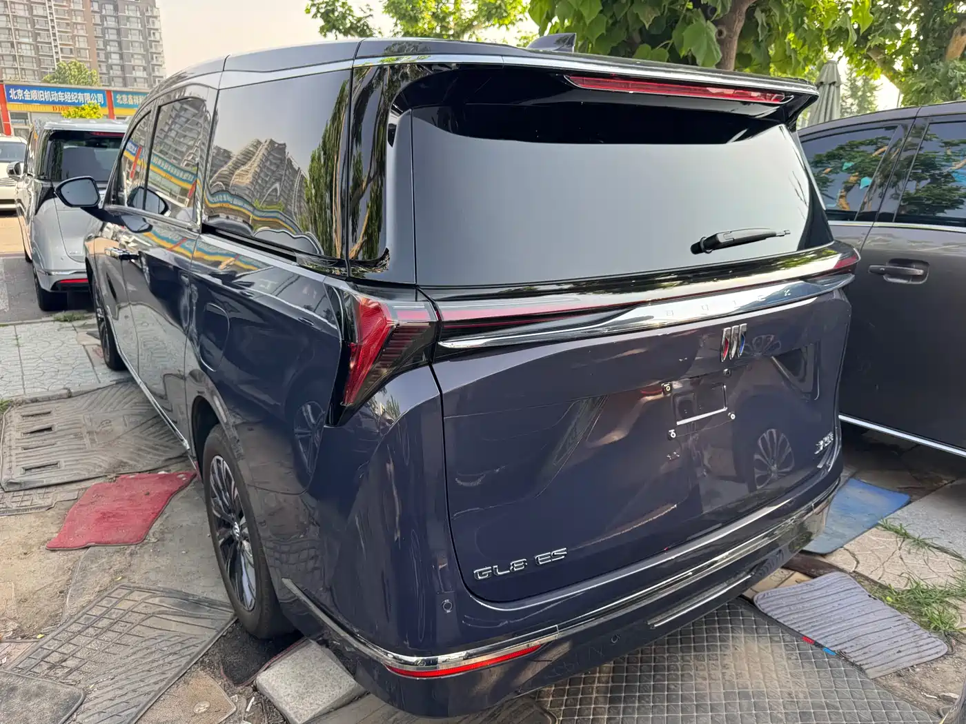 Buick GL8 2025 Land Honor Premium Edition фото 12
