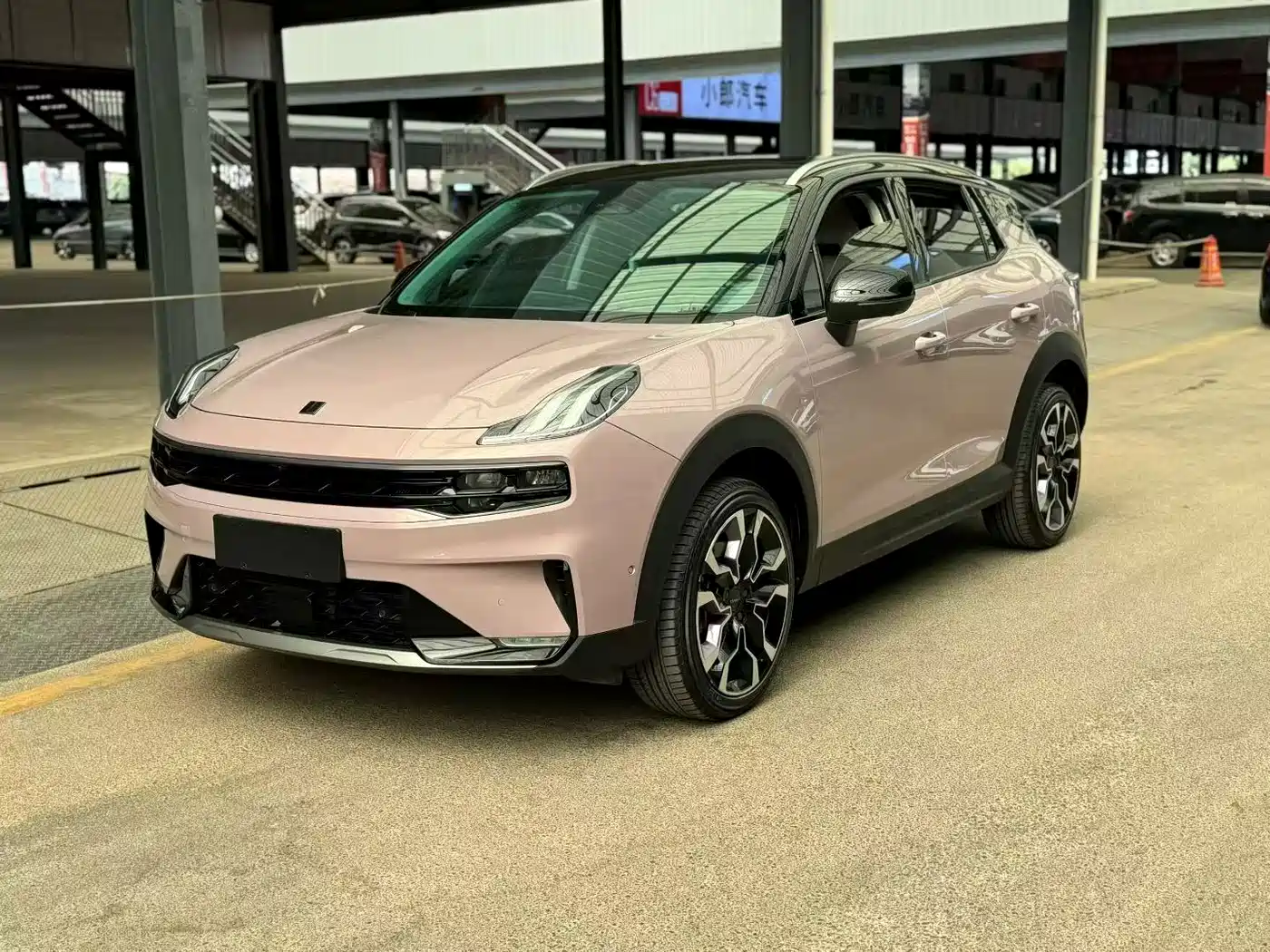 Lynk & Co 06 2021 1.5T Shero Pink Special Edition