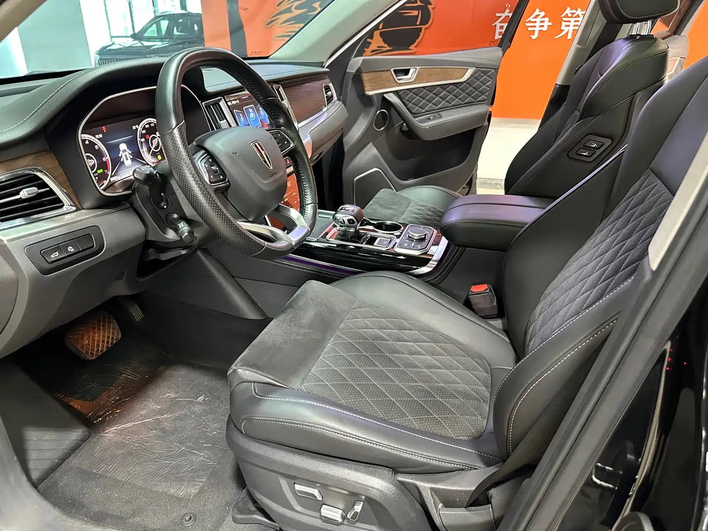 Hongqi HS7 2021 2.0T DCT FWD Smart Connect Qi Xiang Edition фото 5