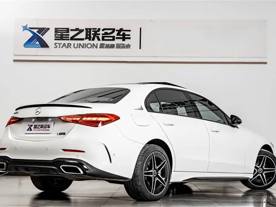 Mercedes-Benz C-Class 2024 Second Facelift C 260 L Night Edition Sport фото 7