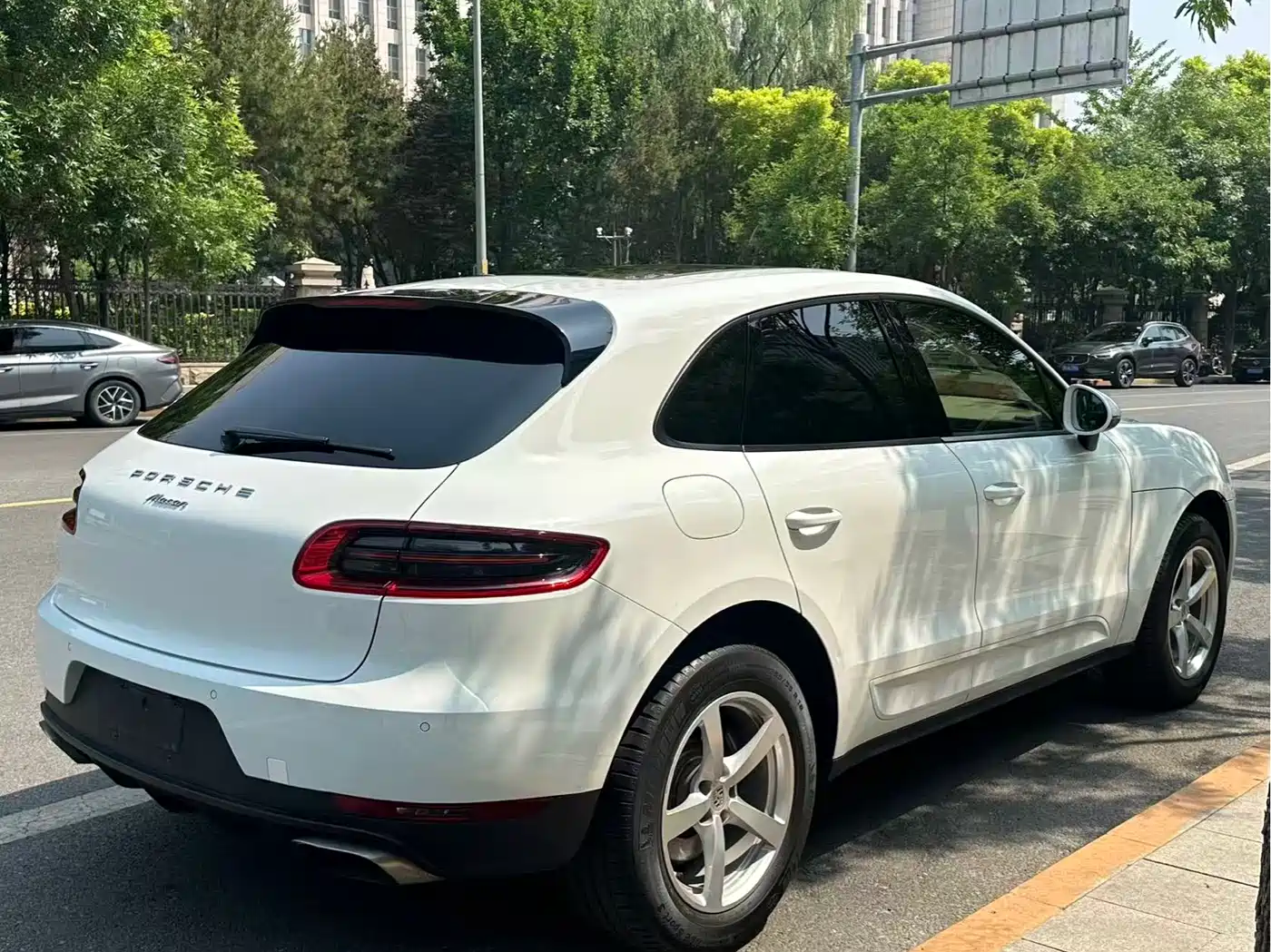 Porsche Macan 2017 Macan 2.0T фото 4