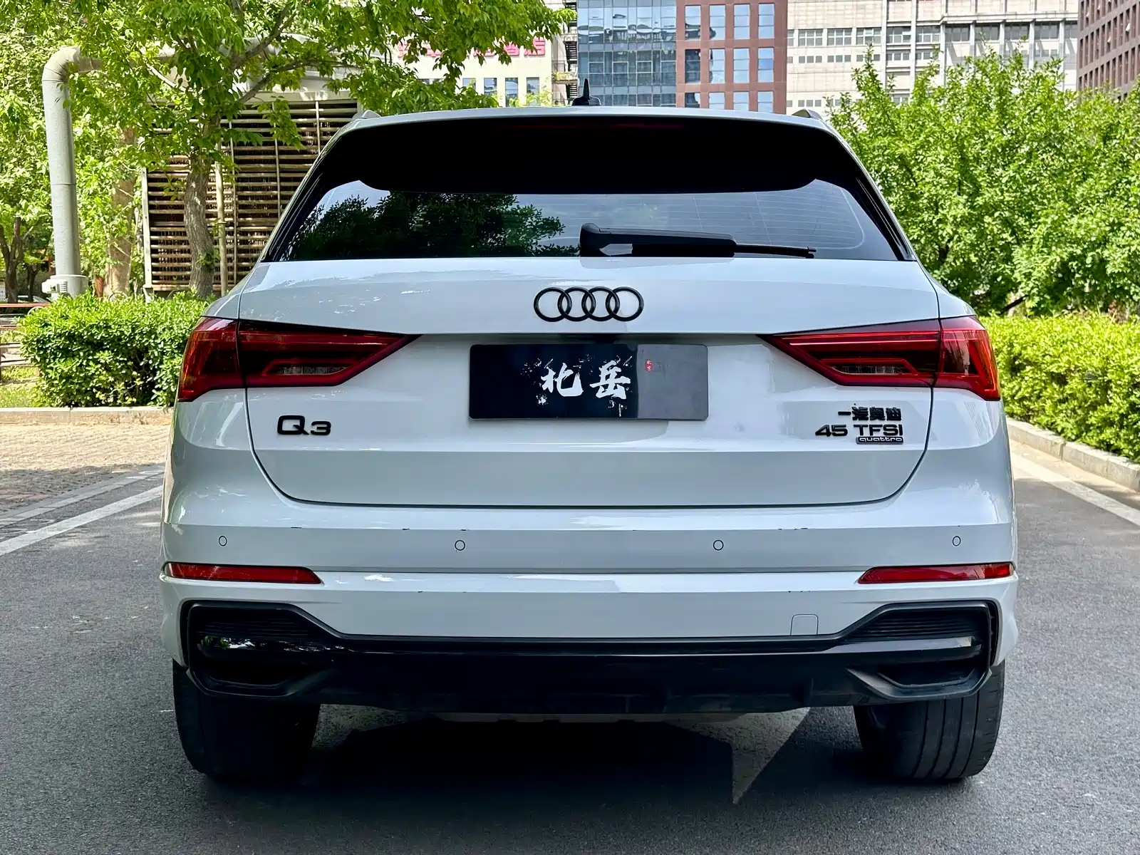 Фото 5 - Audi Q3