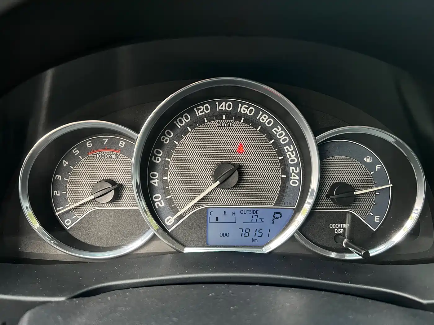 Toyota Corolla 2017 1.2T CVT GL фото 15