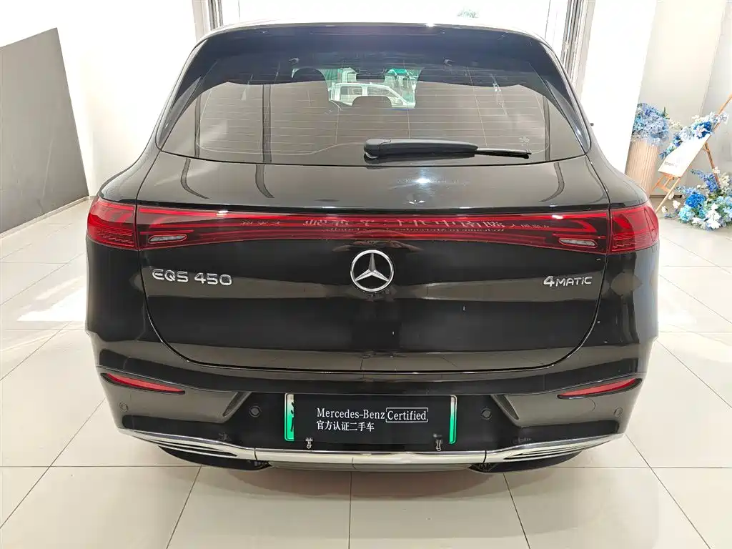 MERCEDES-BENZ EQS SUV