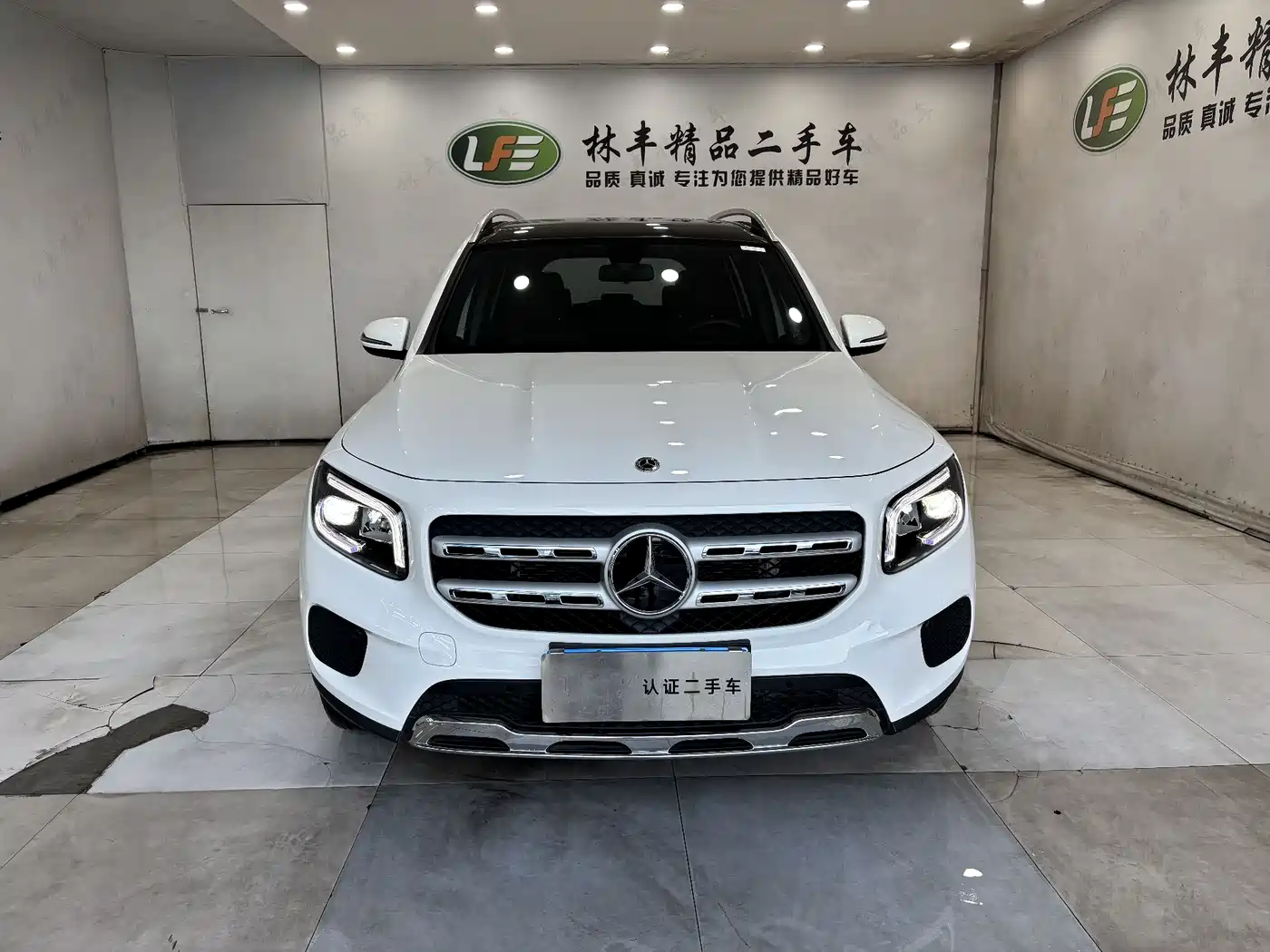 Mercedes-Benz GLB 2023 GLB 220 Dynamic фото 2