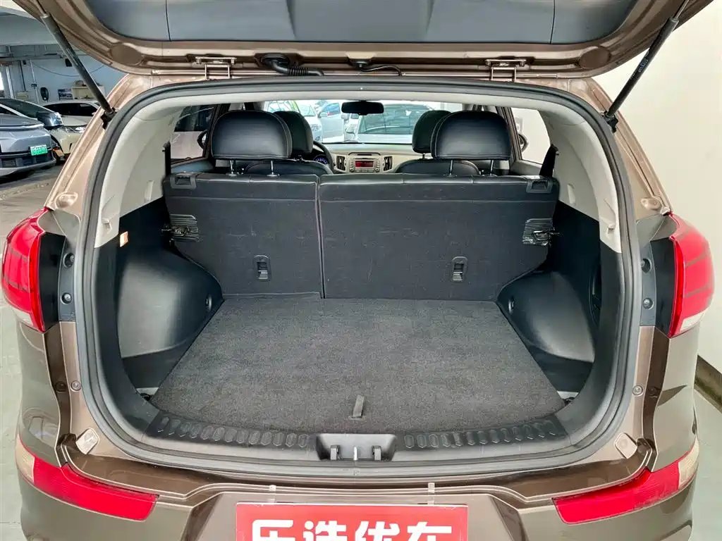Kia Sportage 2015 2.0L Automatic 2WD DLX фото 17