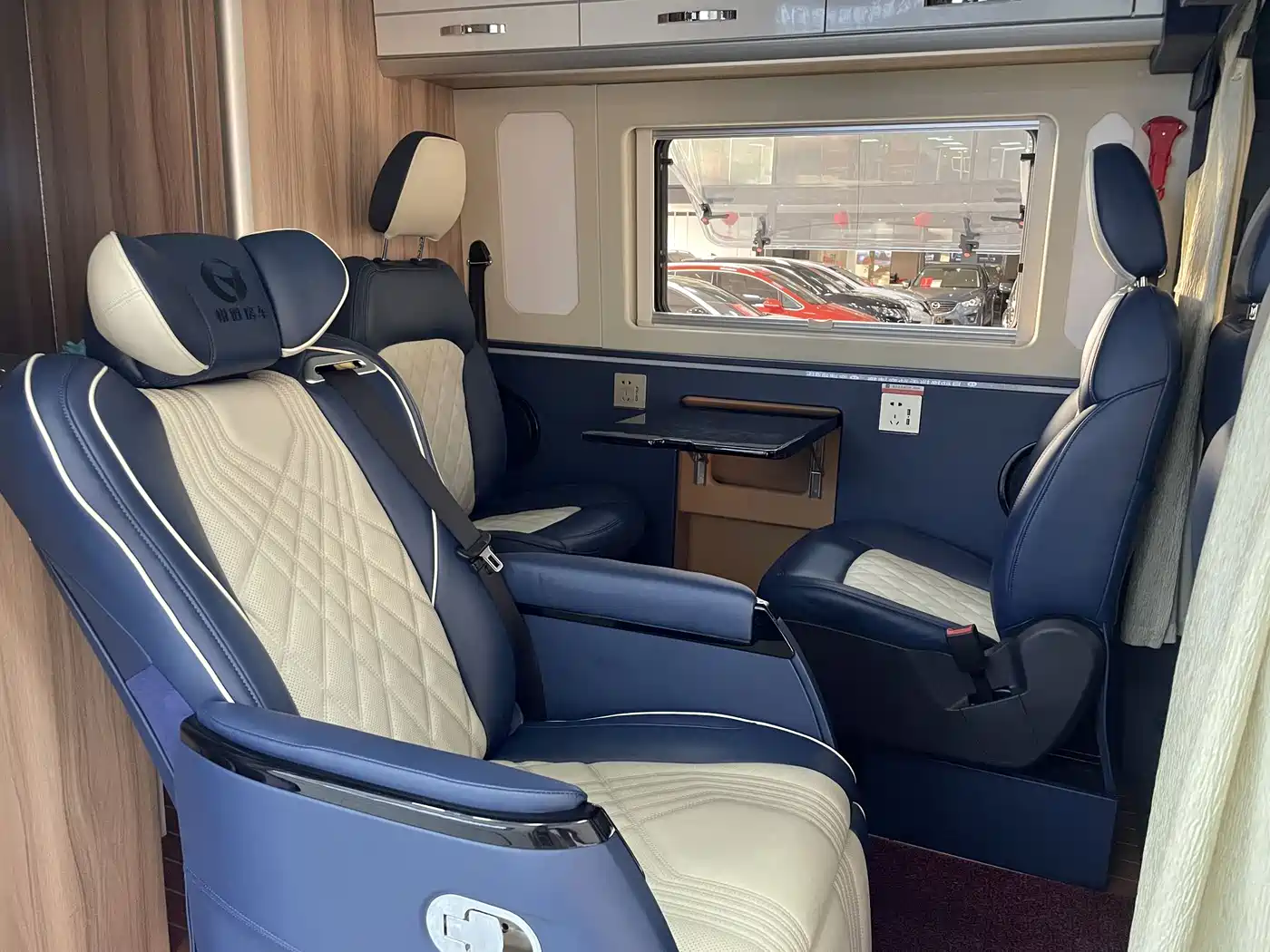SAIC Maxus MAXUS V90 RV 2021 2.0T Travel Home V90 Self-Contained Class B RV Luxury Transverse Bed фото 35