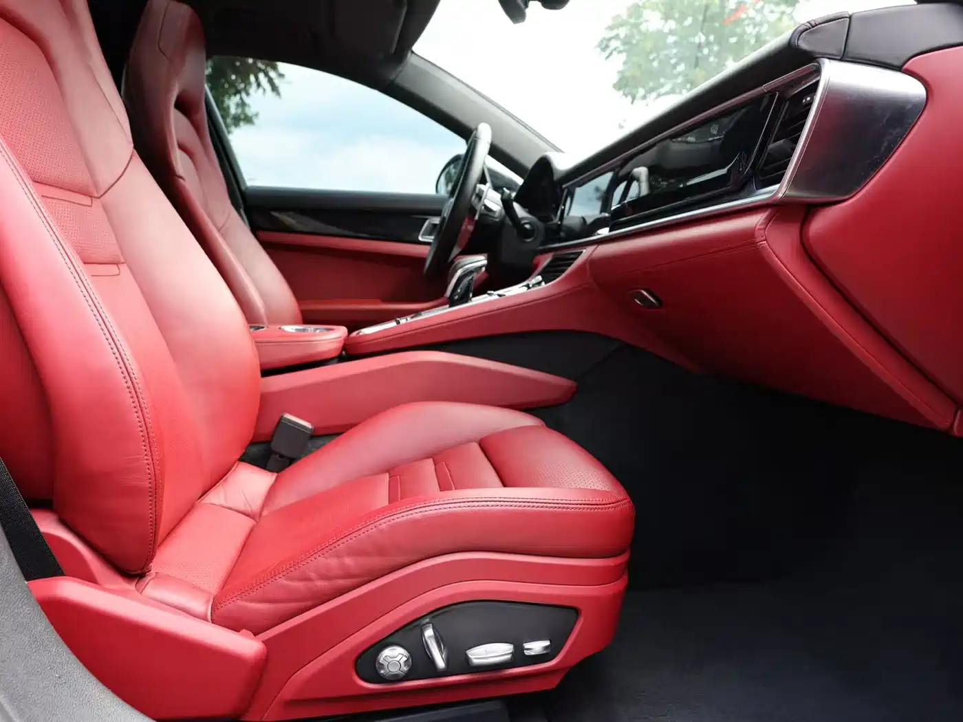 Porsche Panamera 2017 Panamera 3.0T фото 15