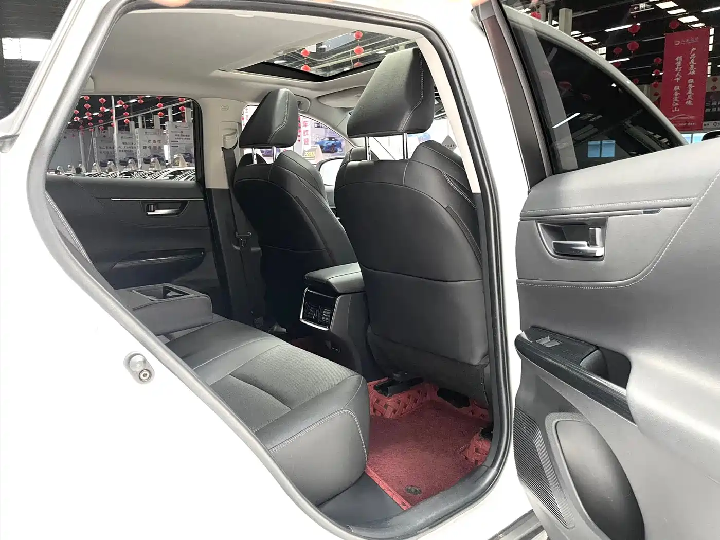 Toyota Venza 2023 2023 Model 2.0L CVT 2WD Tech Edition