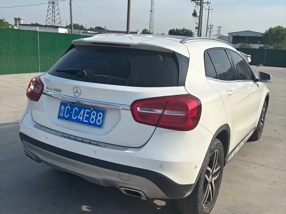 Mercedes-Benz GLA 2016 GLA 200 Fashion фото 9