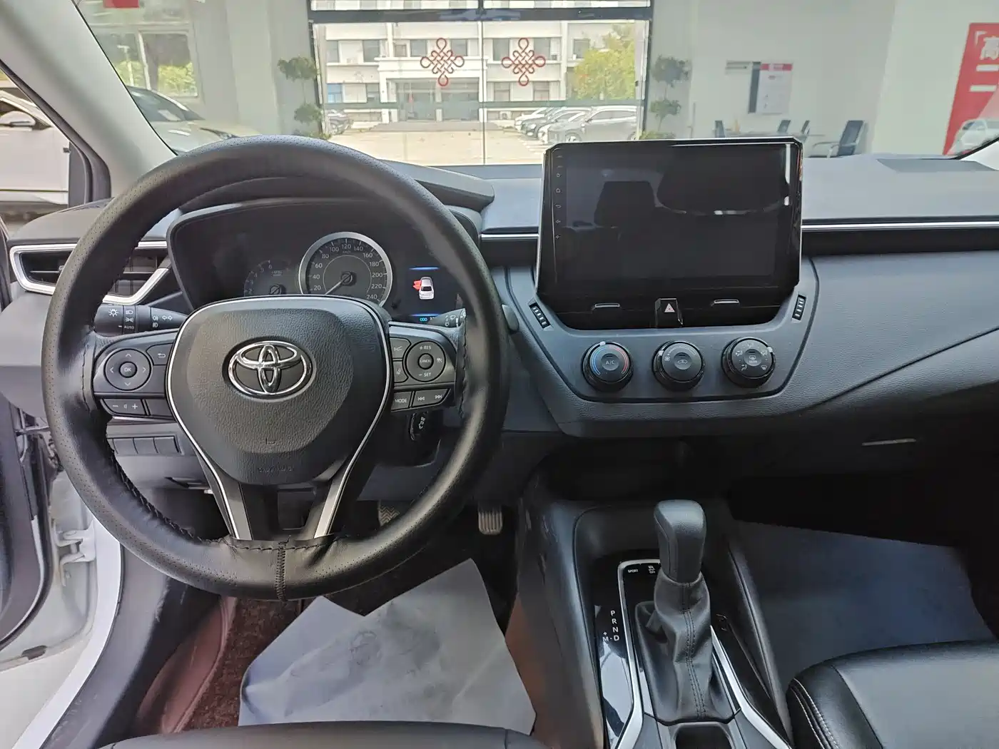 Toyota Corolla 2021 1.2T S-CVT Pioneer Edition фото 9