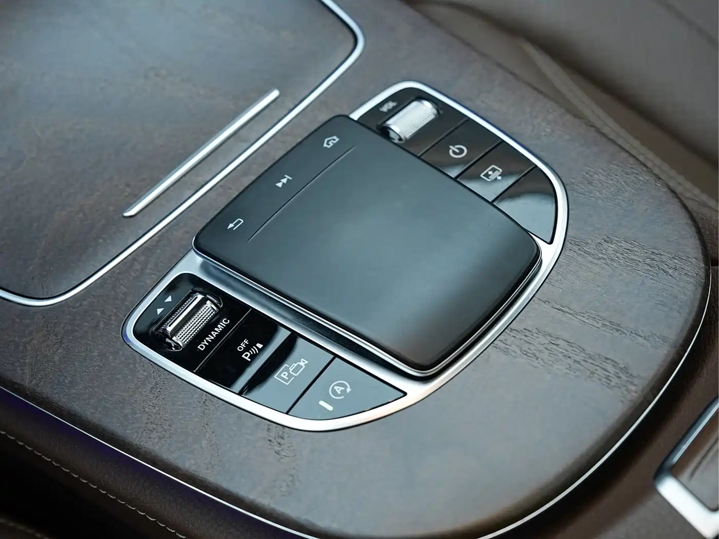 Mercedes-Benz E-Class 2020 E 300 L Luxury Model фото 21