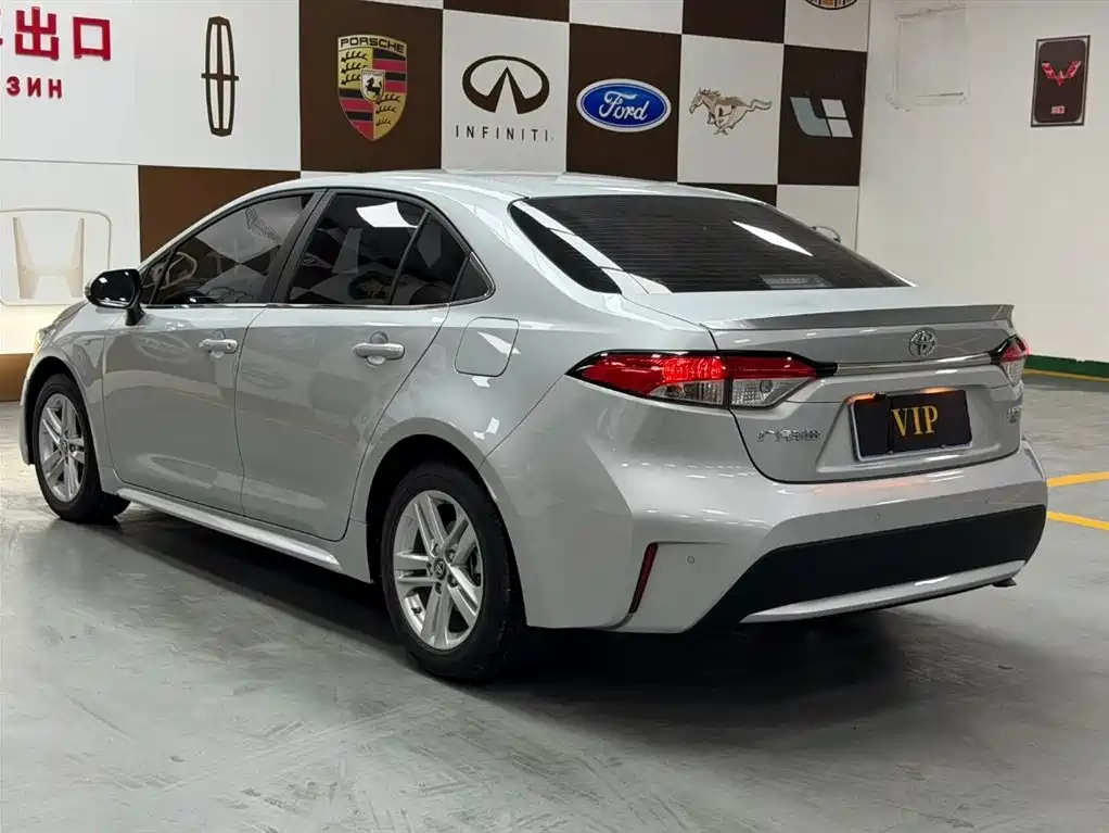 Toyota Levin 2022 TNGA 1.5L CVT Leading Edition фото 4