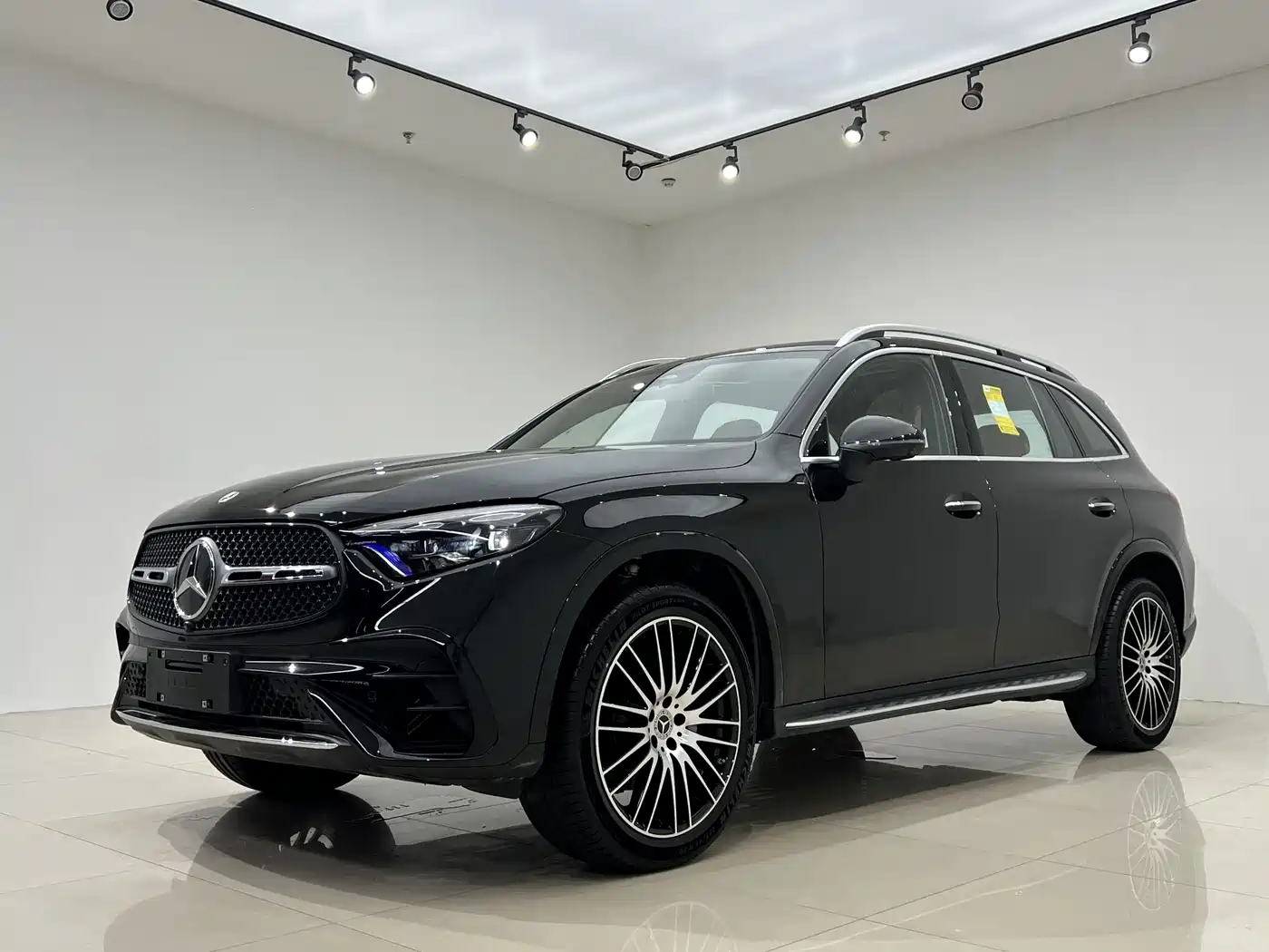 Mercedes-Benz GLC 2025 GLC 300 L 4MATIC Luxury 5-seater
