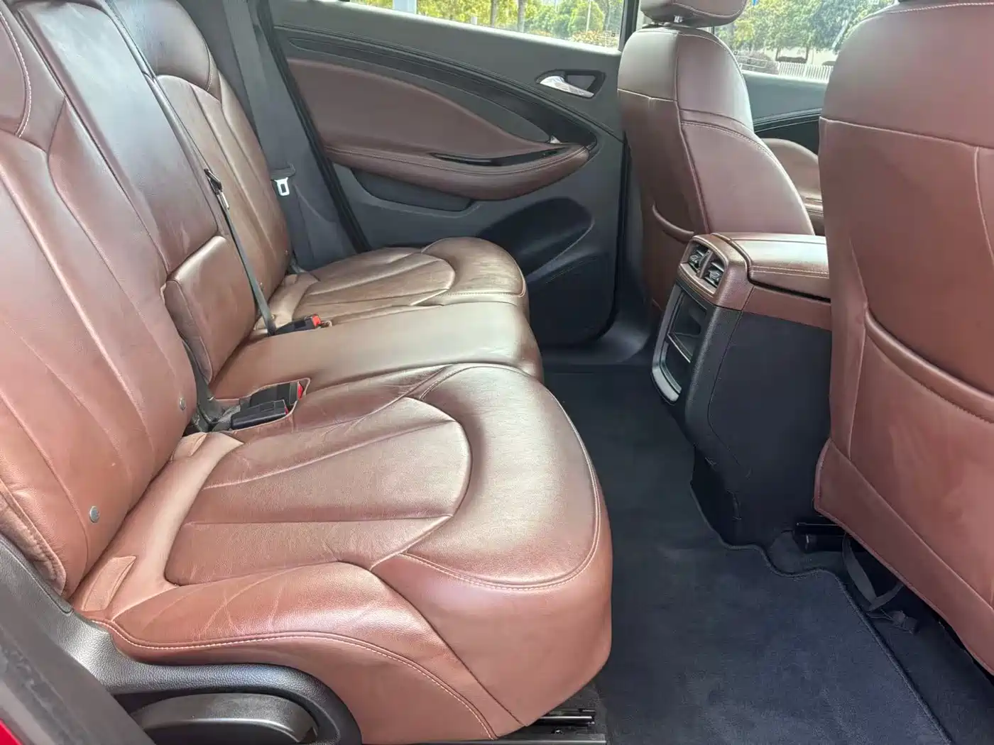 Buick Envision Plus 2018 28T 4WD Luxury фото 8