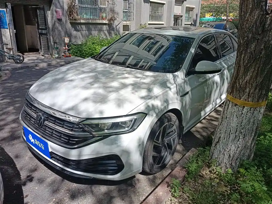 Volkswagen Sagitar 2023 300TSI DSG Surpassing Edition