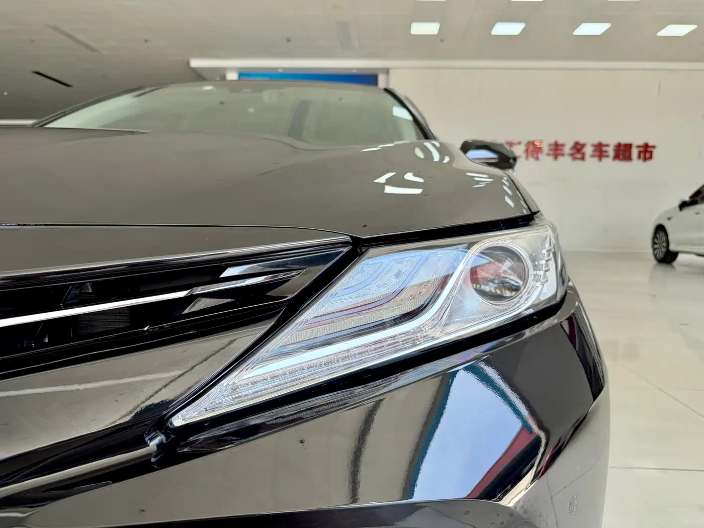 Toyota Camry 2021 2.0G Luxury Edition фото 4