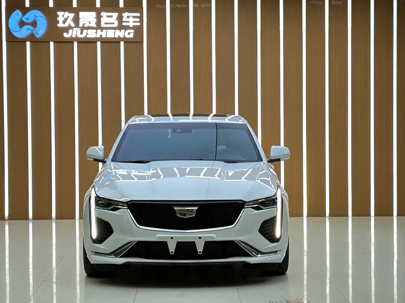 Cadillac CT4 2022 28T Fashion Style фото 2