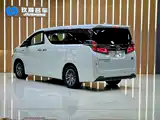 Фото 14 - Toyota Vellfire