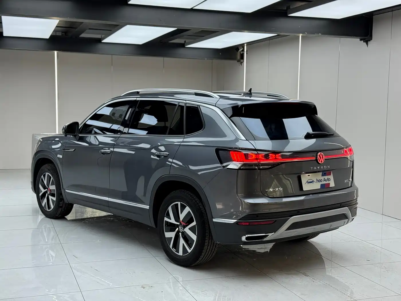 Volkswagen Tayron 2023 280TSI 2WD Luxury Plus Advanced Edition фото 4
