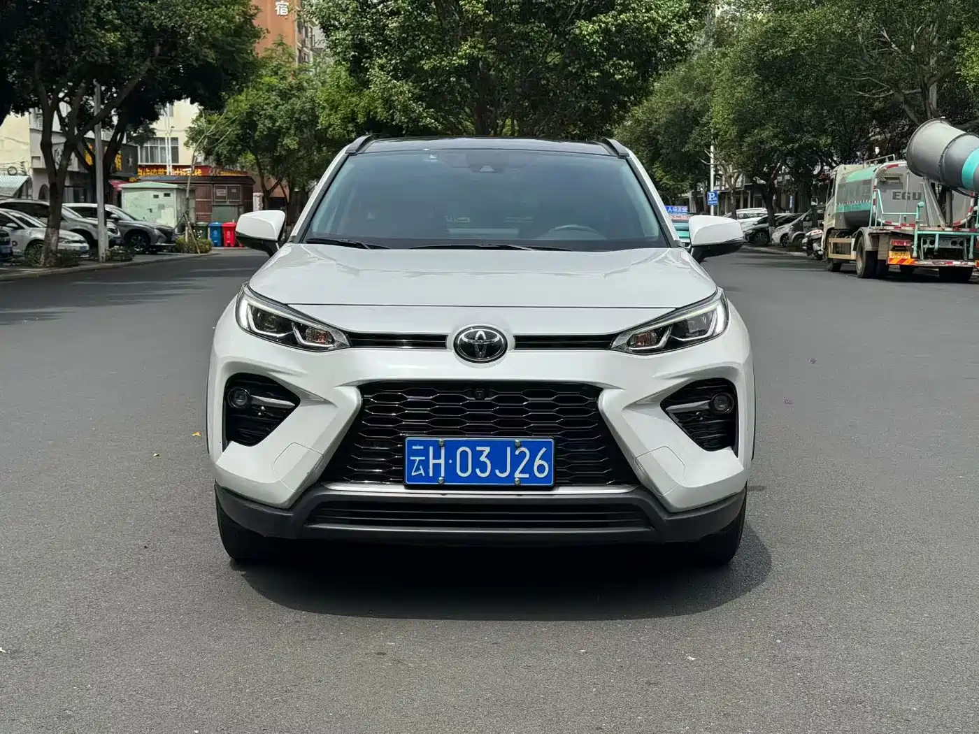 Toyota Wildlander 2024 2.0L CVT 4WD Luxury PLUS Edition фото 2
