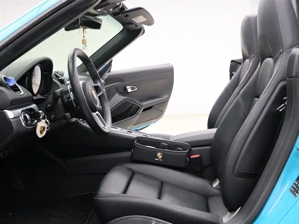 Porsche 718 2016 Boxster 2.0T фото 3