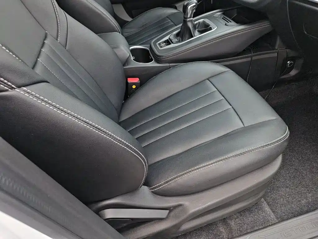 Jetour X70M 2022 2021 1.5T Manual Urban Partner 7-seater