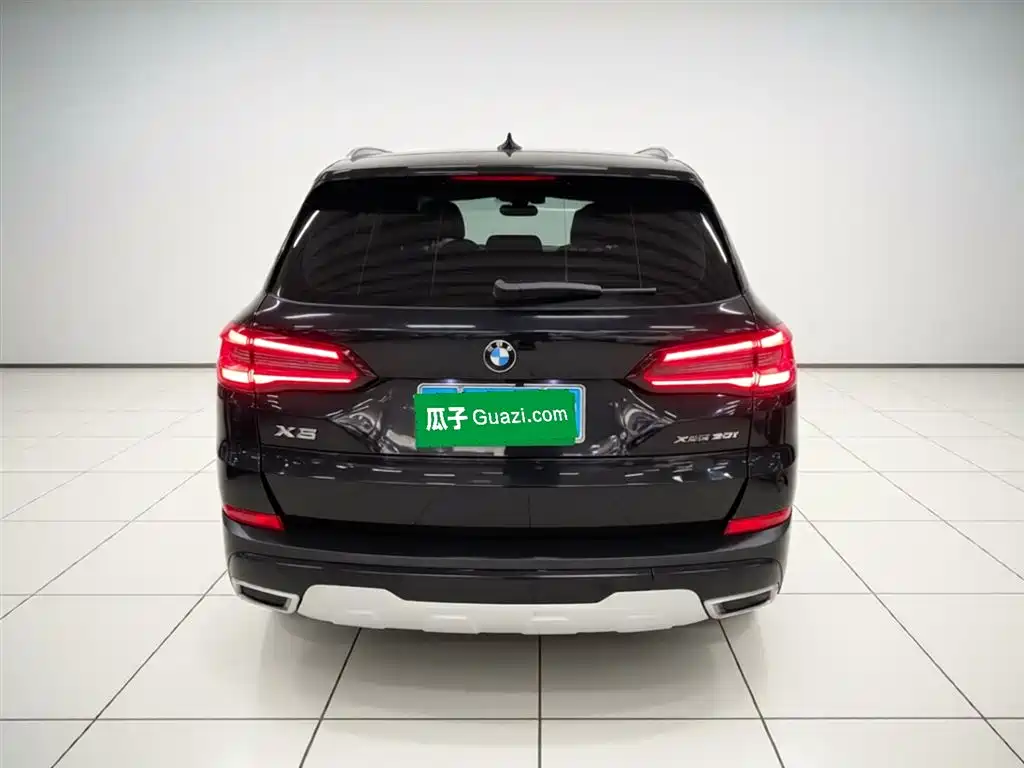 BMW X5 (Import) 2020 xDrive30i X Design Package фото 6