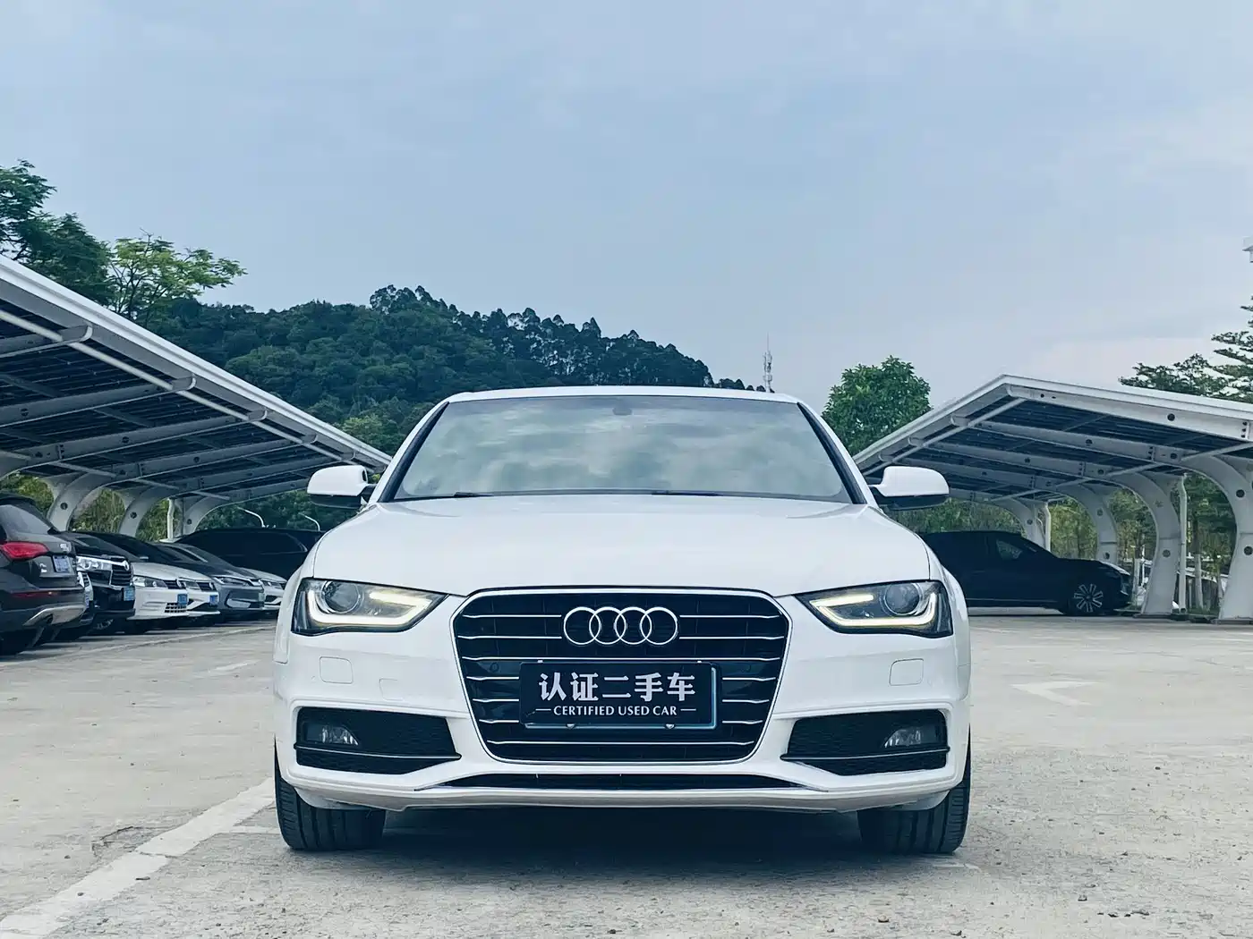 Audi A4L 2016 35 TFSI Heritage Edition S line Luxury фото 2
