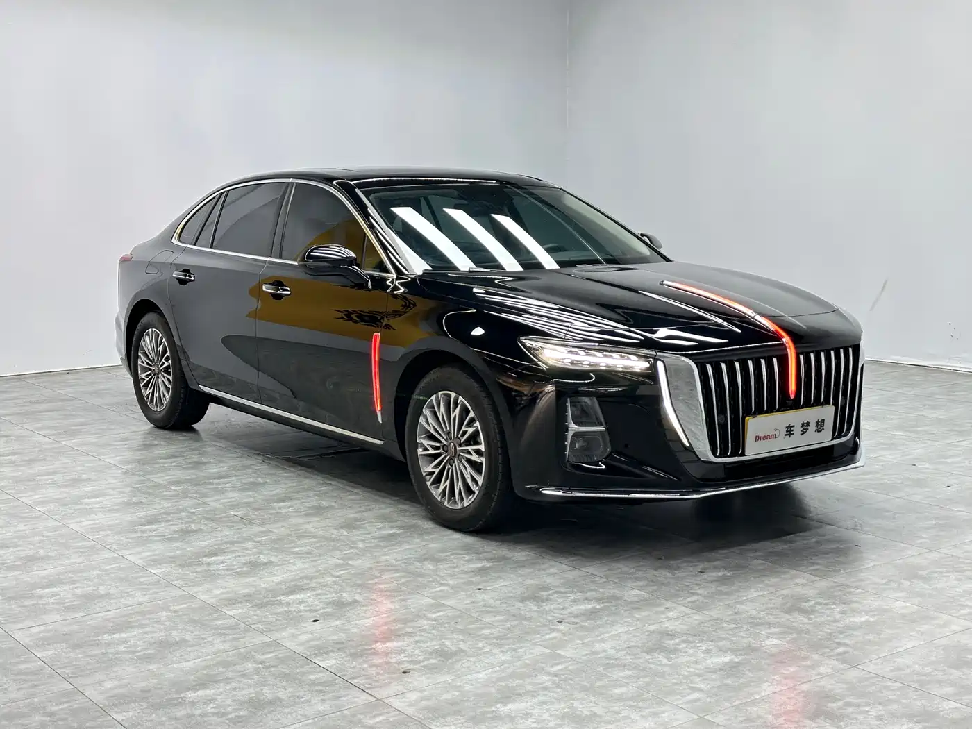 Hongqi H5 2024 2.0T Automatic Smart Connect Flag Enjoy Edition фото 3