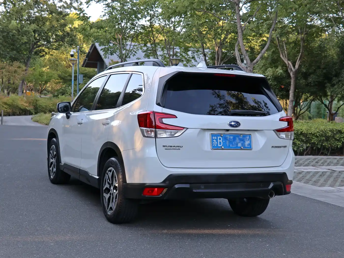 SUBARU FORESTER
