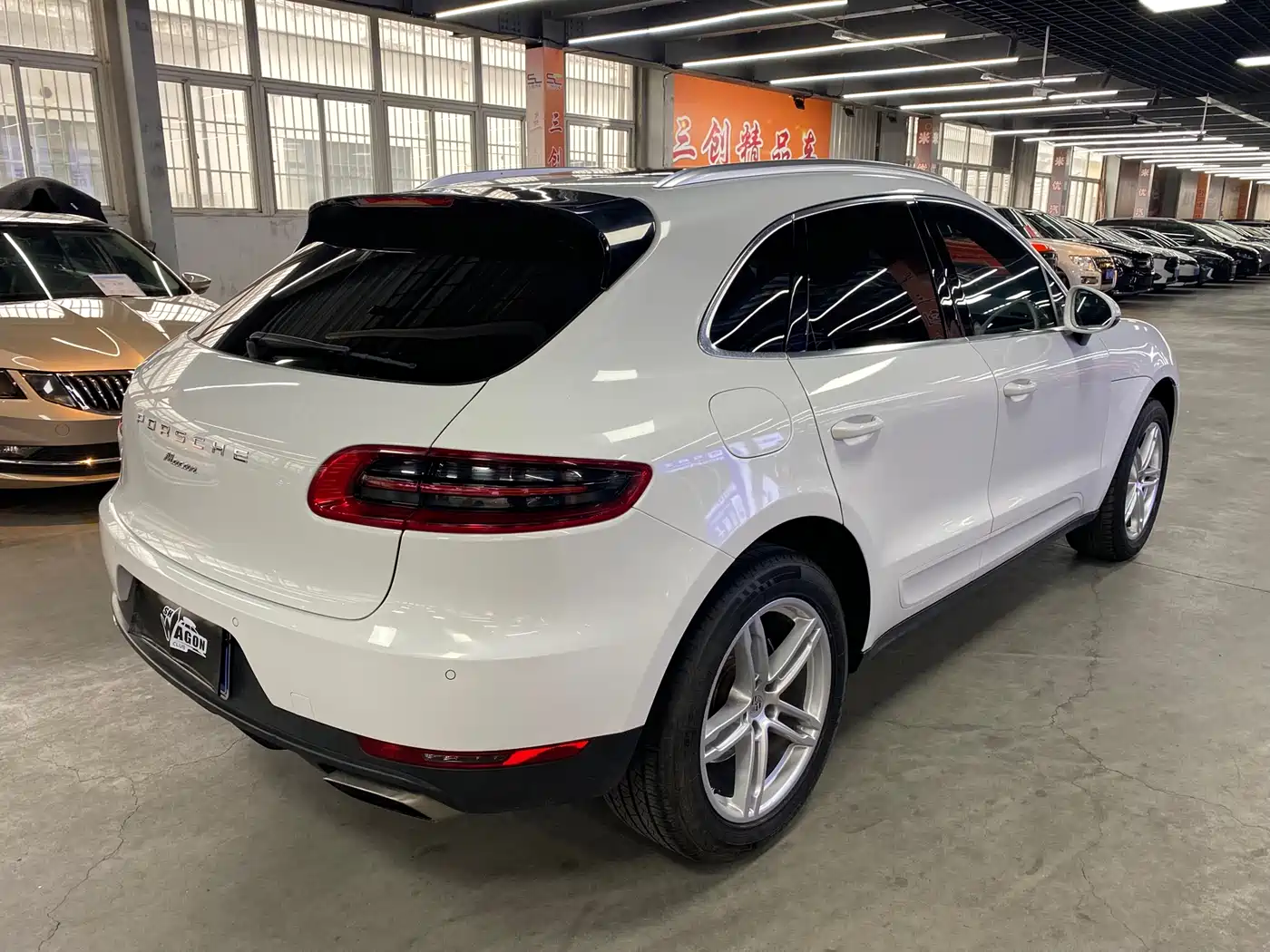 Porsche Macan 2017 Macan 2.0T фото 5