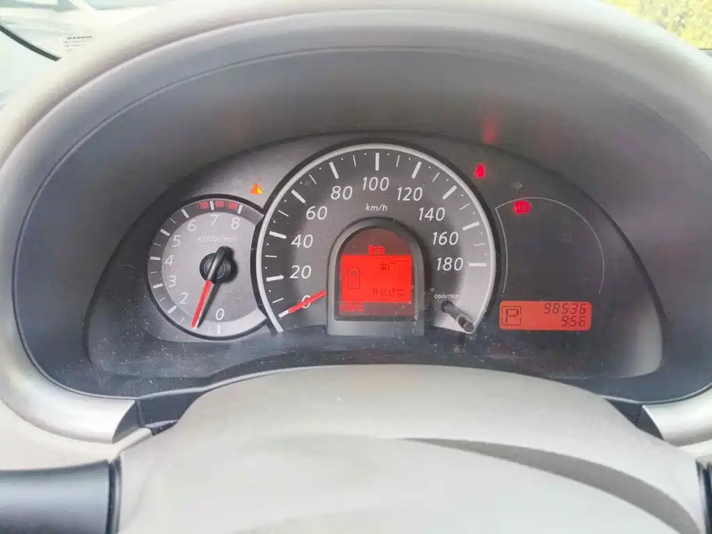 Nissan March 2011 2010 1.5L Automatic Easy Shine Edition
