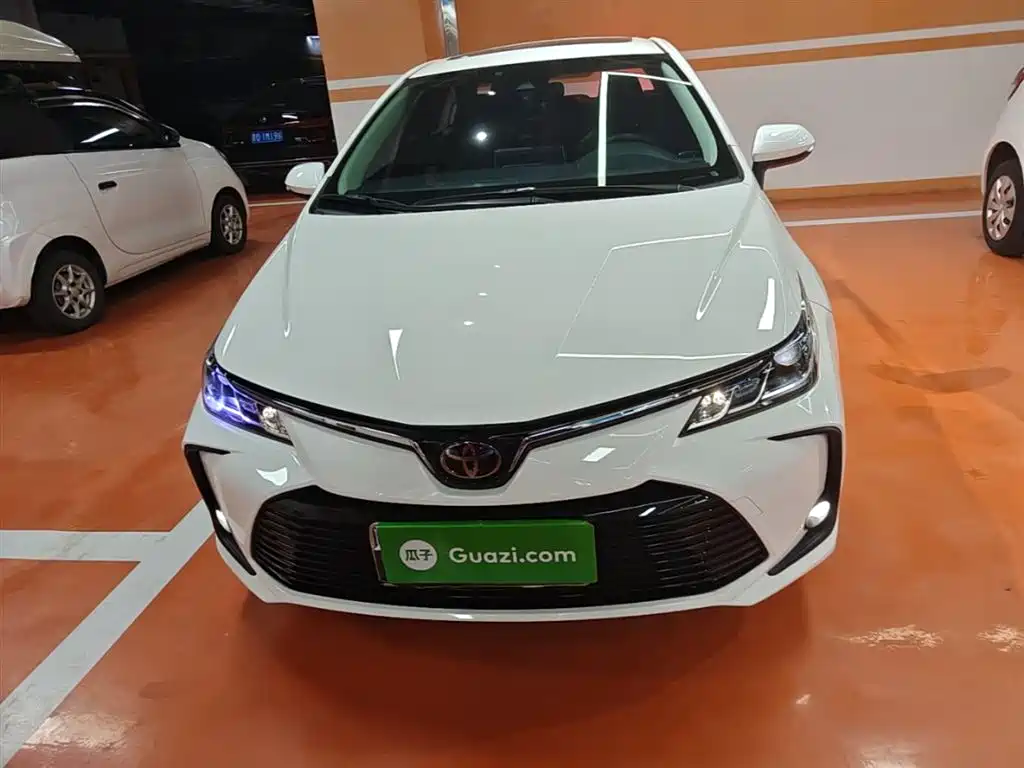 Toyota Corolla 2021 1.2T S-CVT Elite Edition фото 3