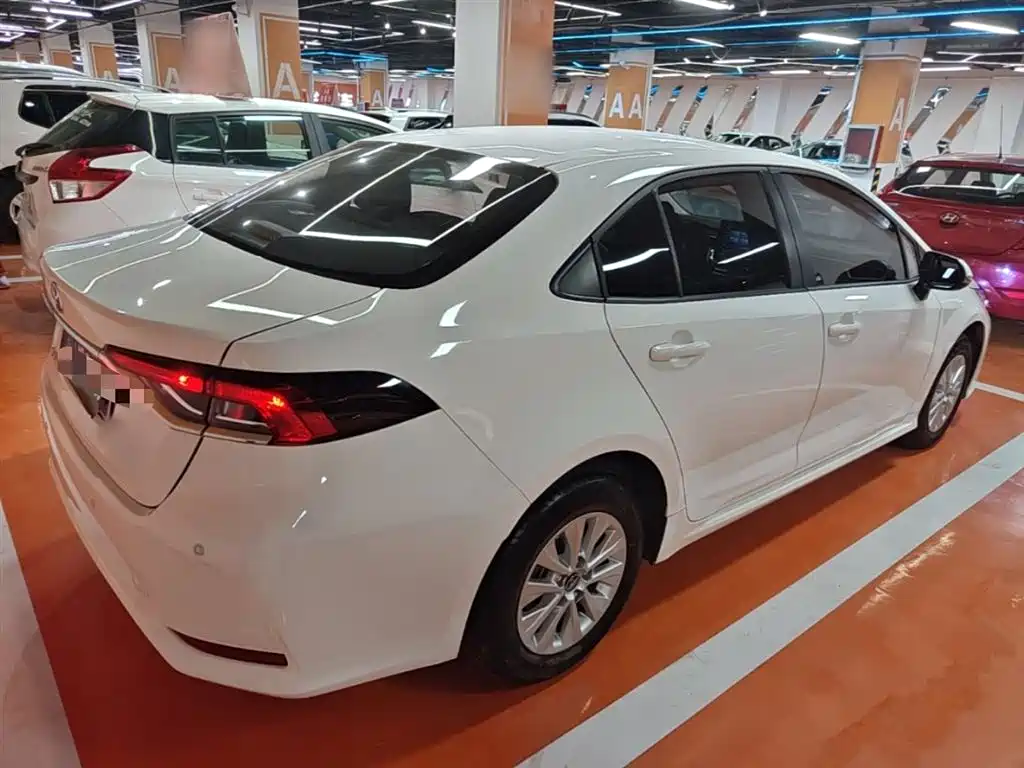 Toyota Corolla 2021 1.2T S-CVT Elite Edition фото 7