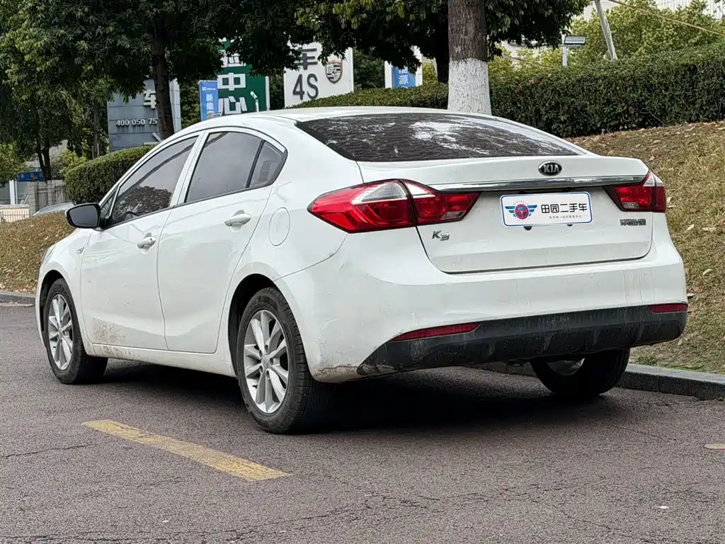 KIA K3