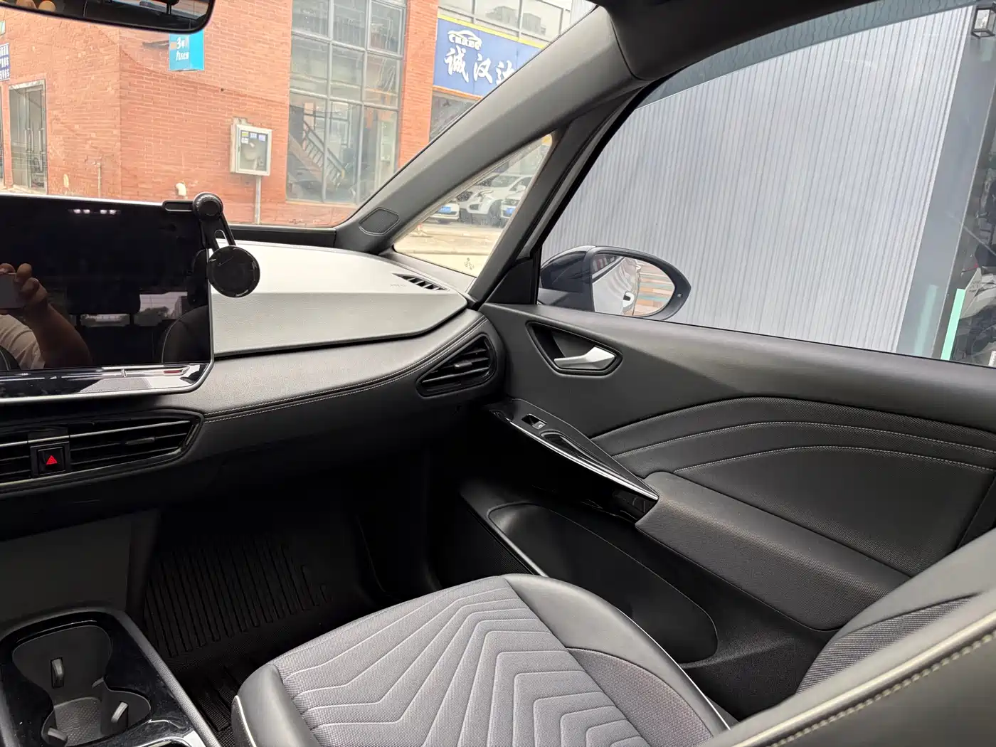 Volkswagen ID.3 2025 Smart Outstanding Edition фото 11