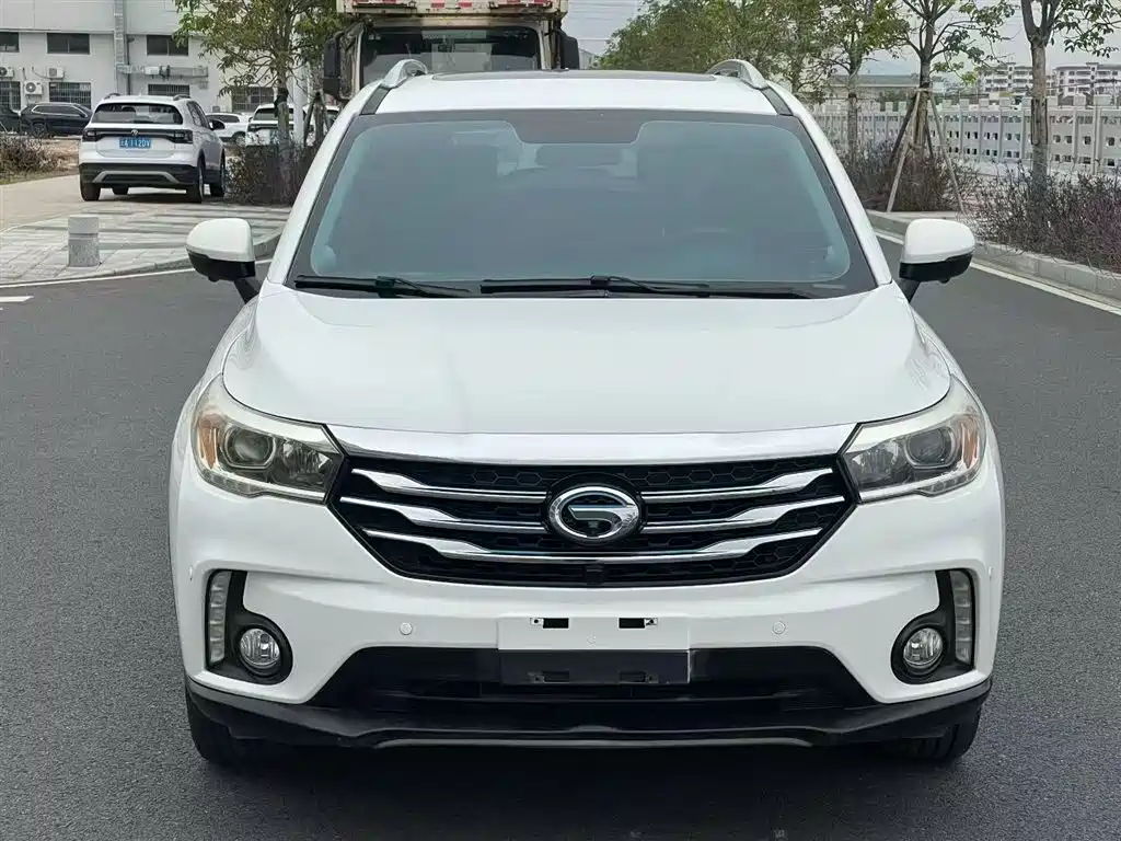 GAC TRUMPCHI GS4 NEW ENERGY