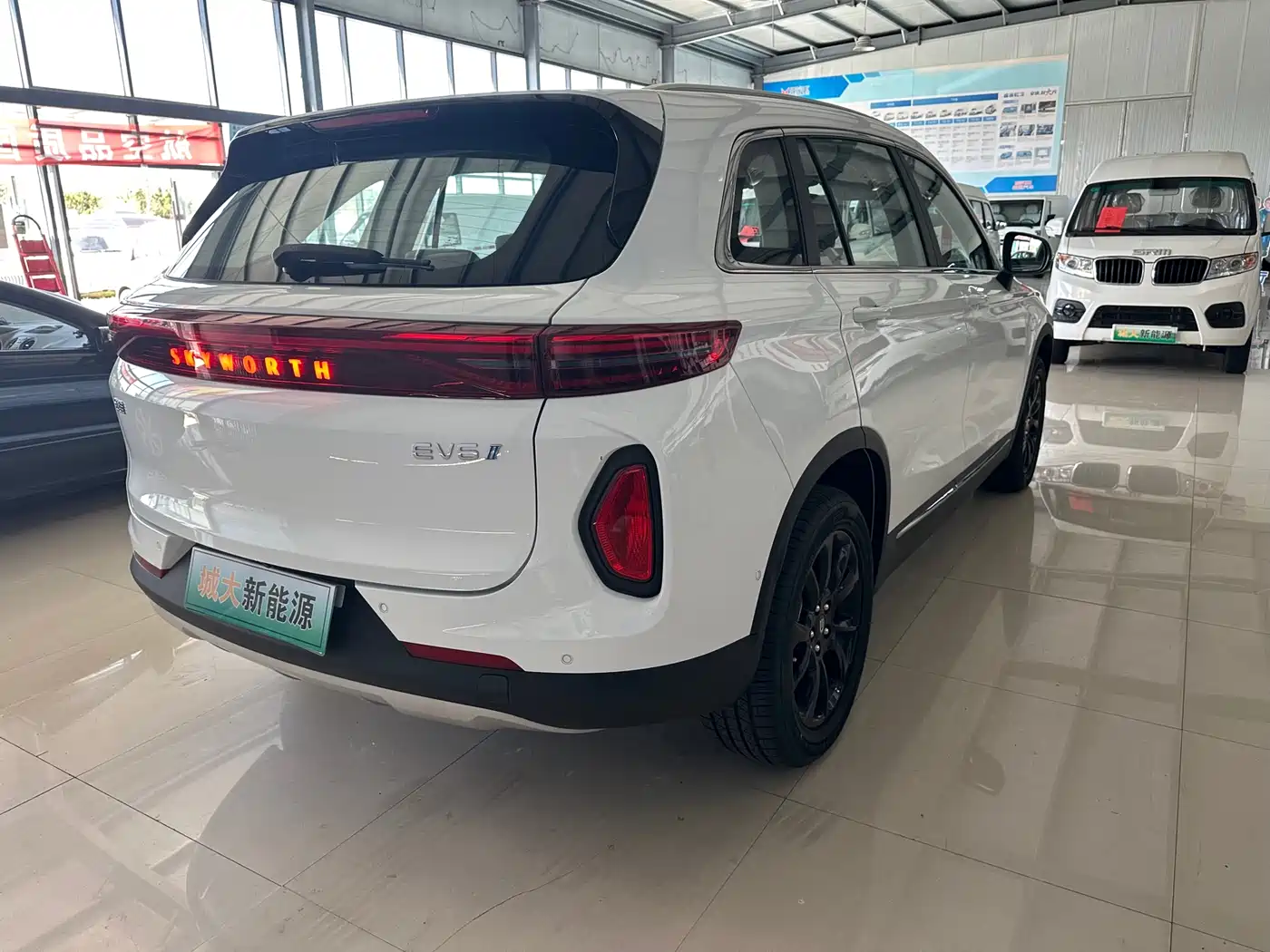 SKYWORTH AUTO SKYWORTH EV6