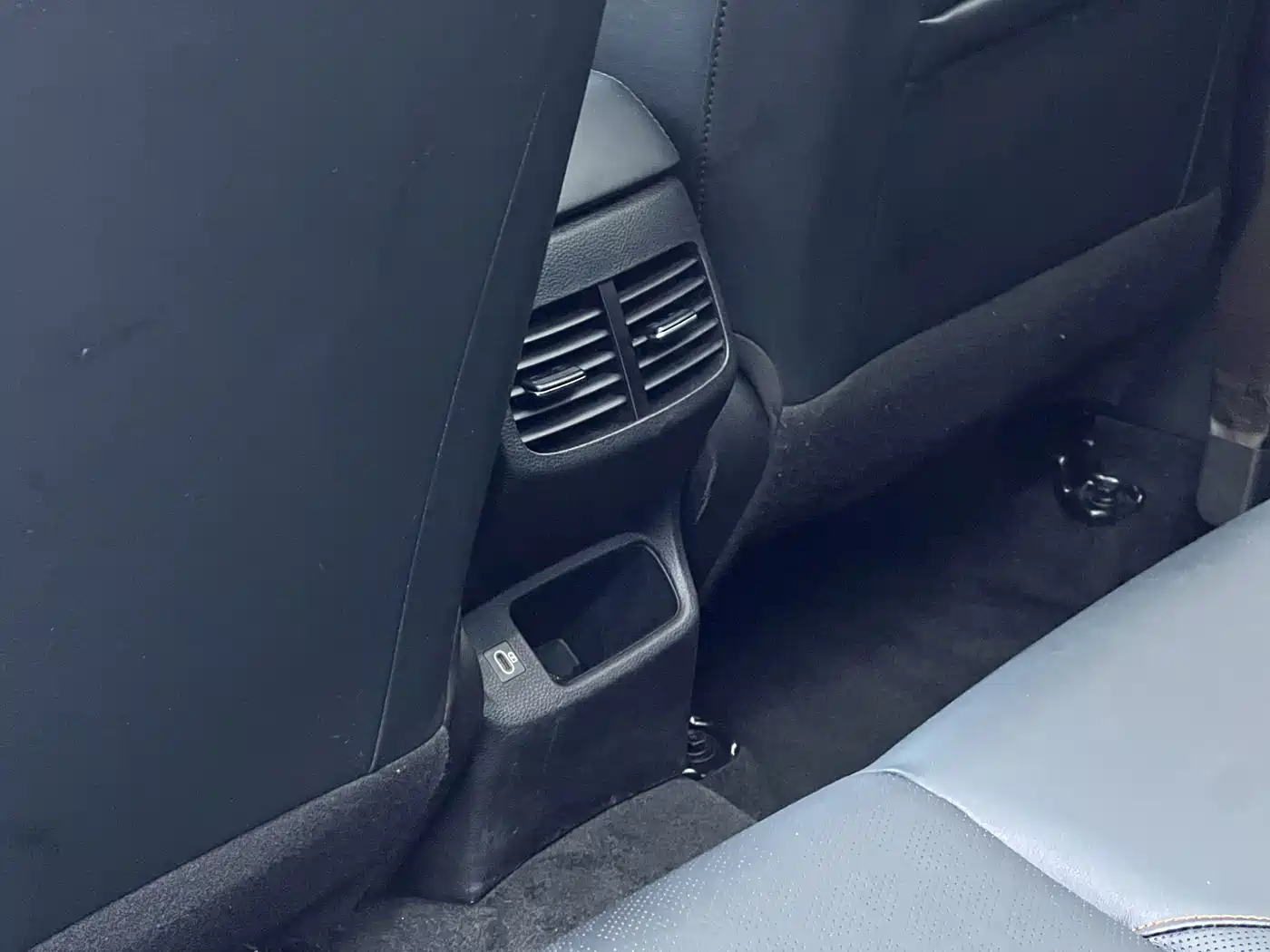 KIA SETUS