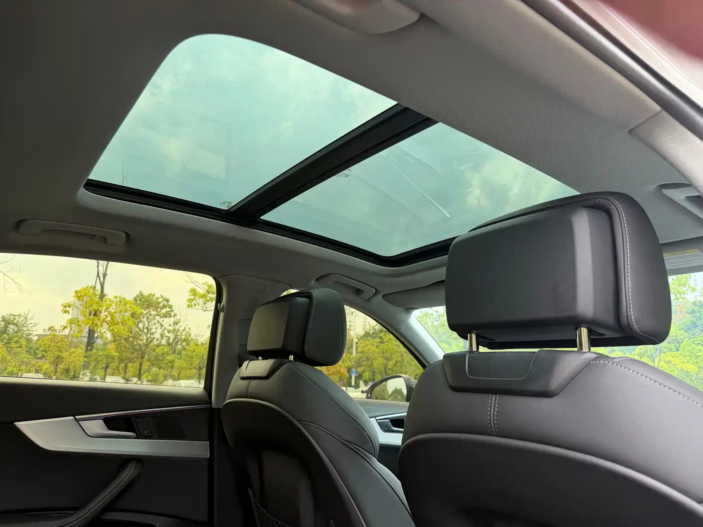 Audi A4L 2022 40 TFSI Luxury Dynamic фото 15