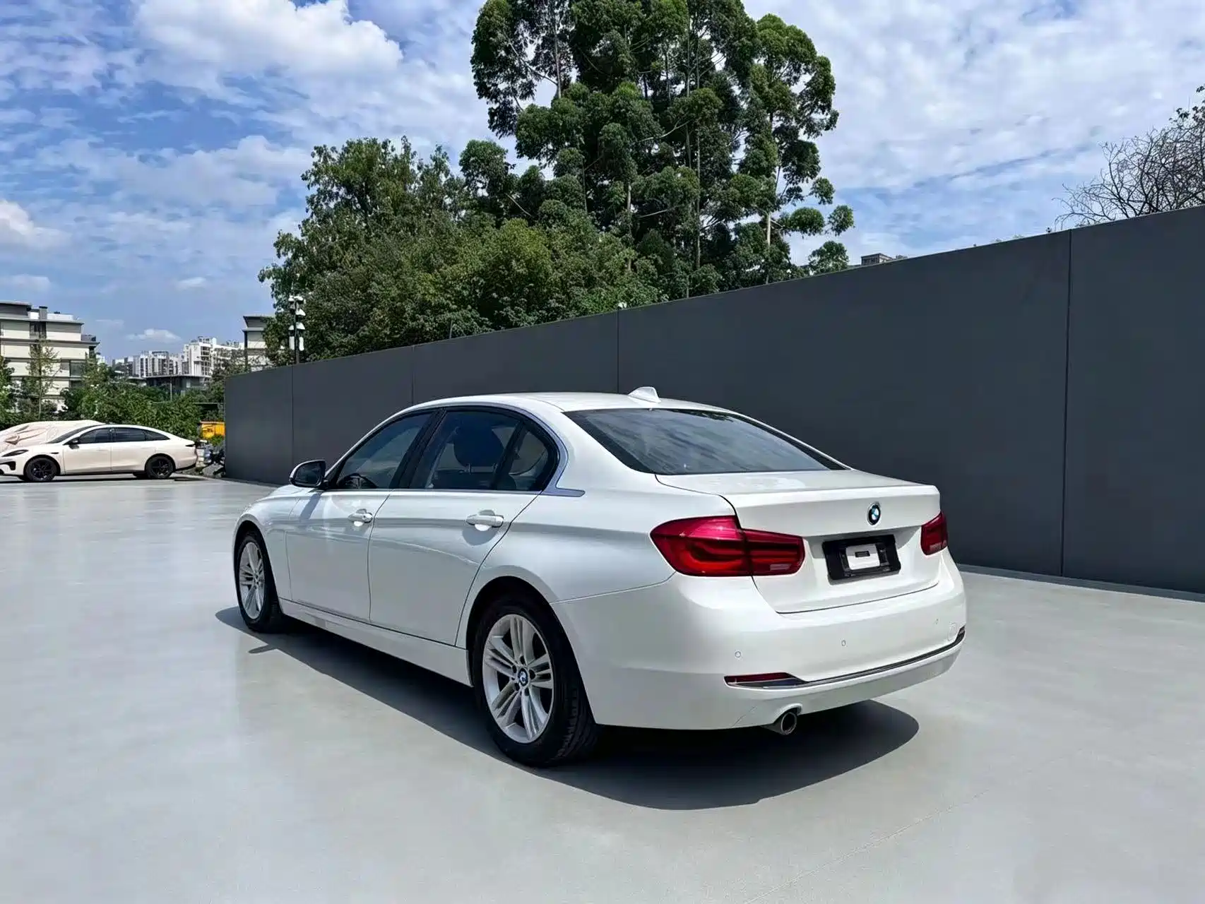 Фото 6 - BMW 3 Series