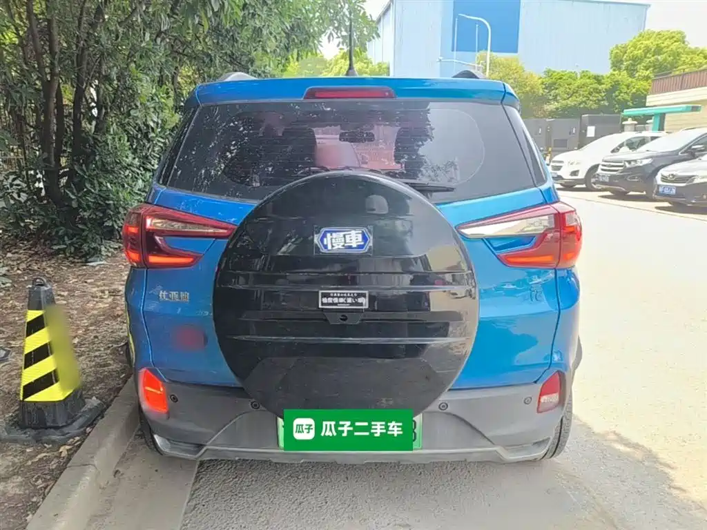 BYD Yuan New Energy 2019 EV360 Smart Connect Premium Edition фото 6
